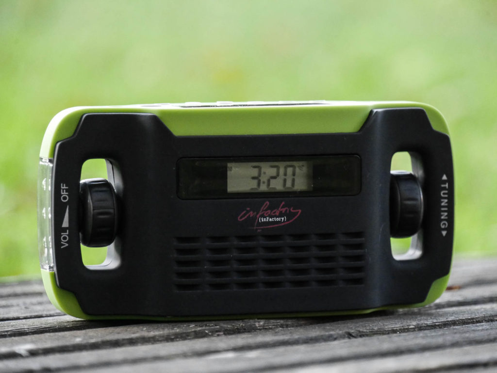 Kurbelradio infactory SOL-1510